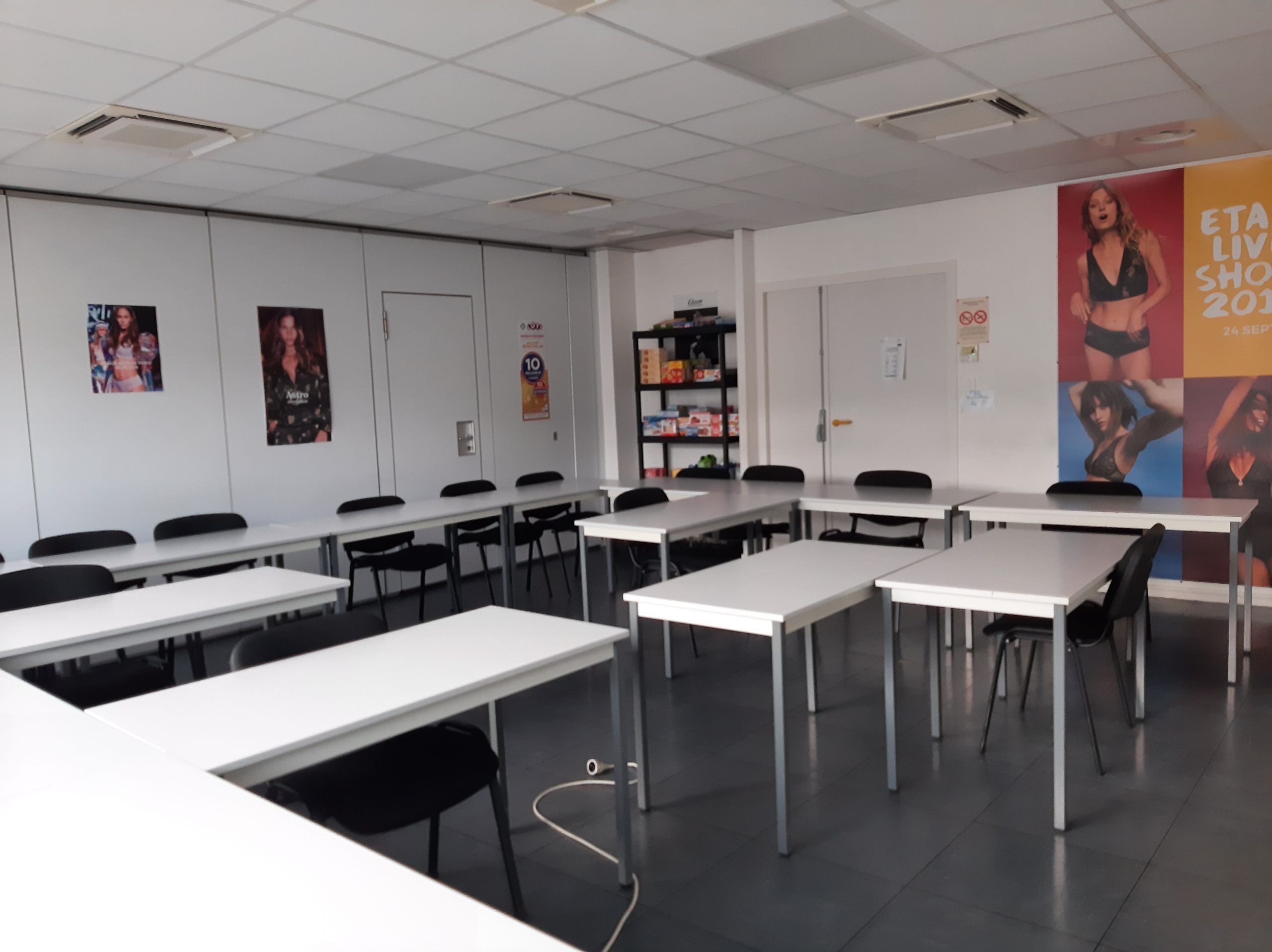 Photo-salle-de-formation-2-scaled.jpg
